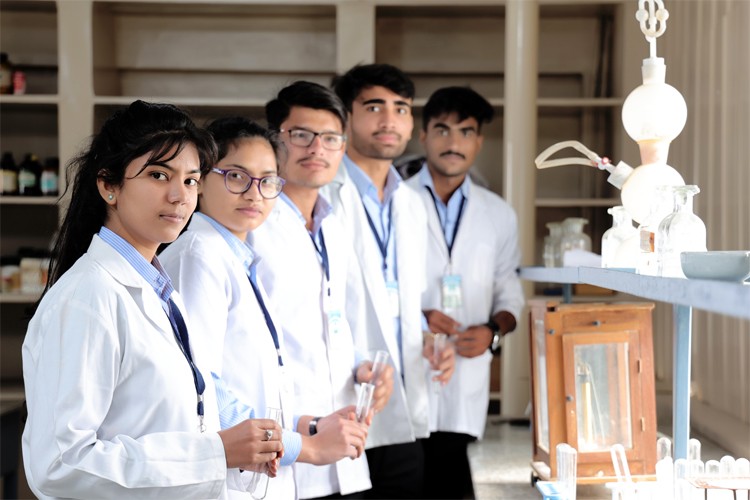 Rawat Pharmacy College, Jaipur