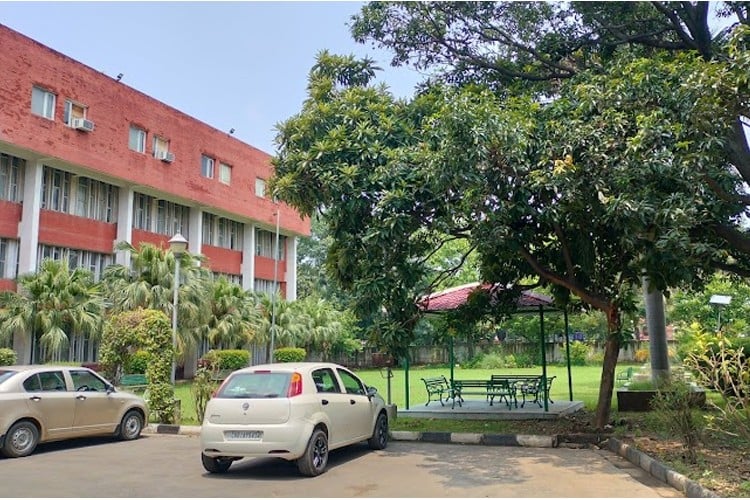 Regional Institute of English, Chandigarh