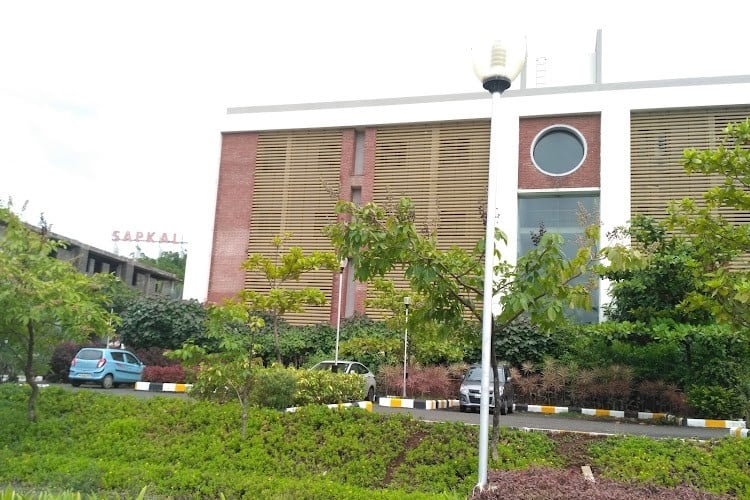 RG Sapkal Institute of Pharmacy, Nashik