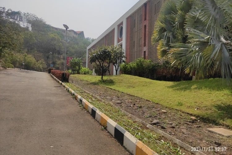 RG Sapkal Institute of Pharmacy, Nashik