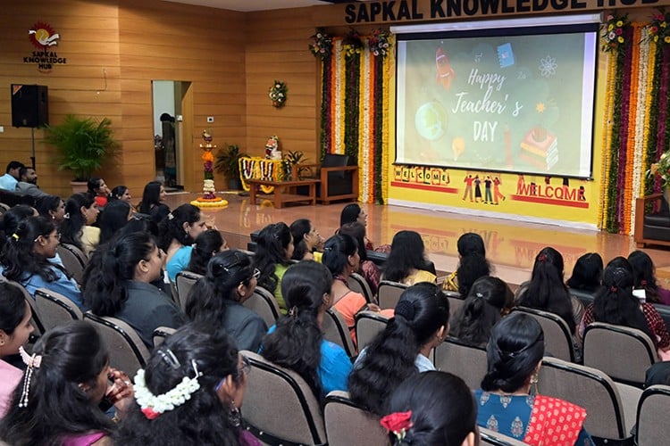 RG Sapkal Institute of Pharmacy, Nashik