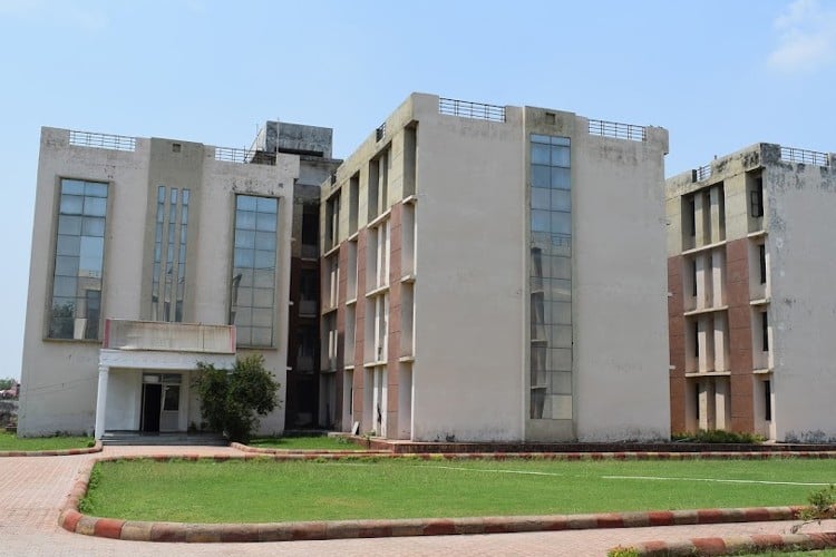 Sakshi College of Nursing and Paramedical Sciences, Kanpur