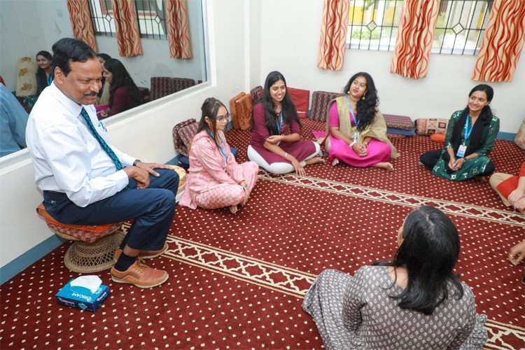 Sampurna Montfort College, Bangalore