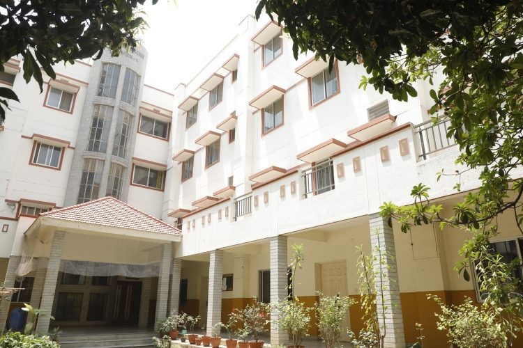 Sampurna Montfort College, Bangalore