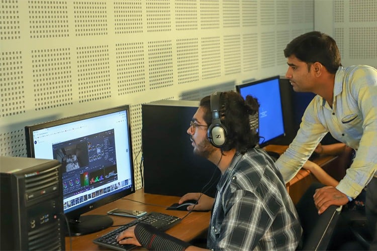 School of Liberal Studies, Gandhinagar