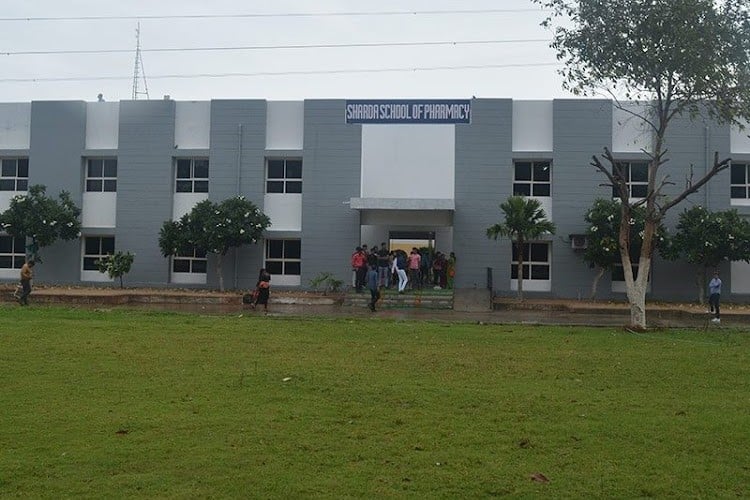 Sharda School of Pharmacy, Gandhinagar