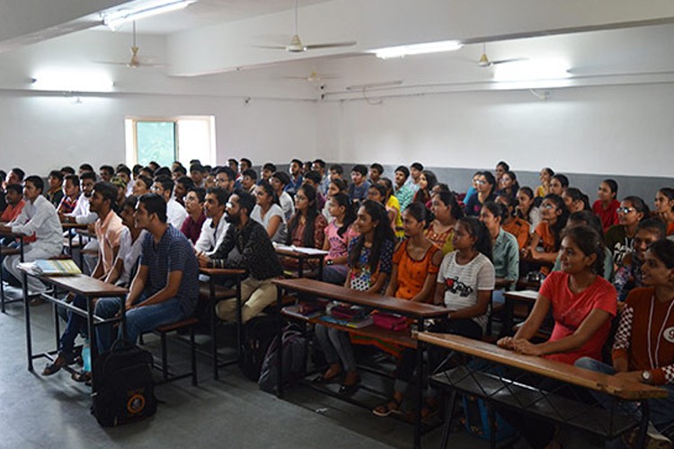 Sharda School of Pharmacy, Gandhinagar