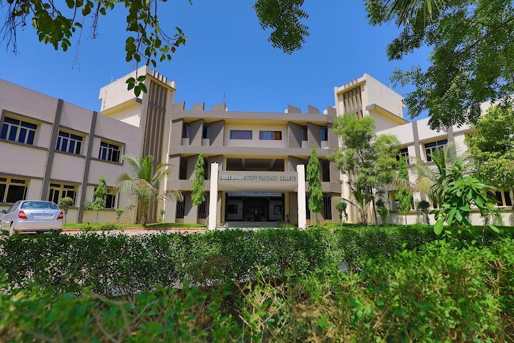 Shree Dhanvantary Pharmacy College, Surat