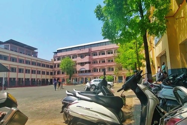 Shri Guru Nanak Mahila Mahavidyalaya, Jabalpur