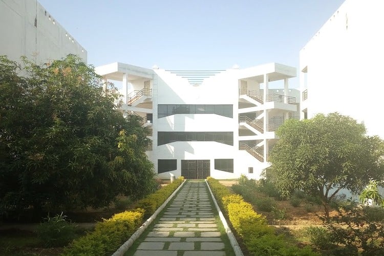 Shri Shirdi Sai Institute of Science and Engineering, Anantapur