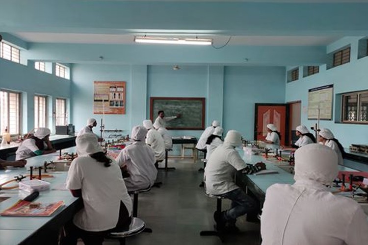 Shree Sureshdada Jain Institute of Pharmaceutical Education & Research, Jalgaon