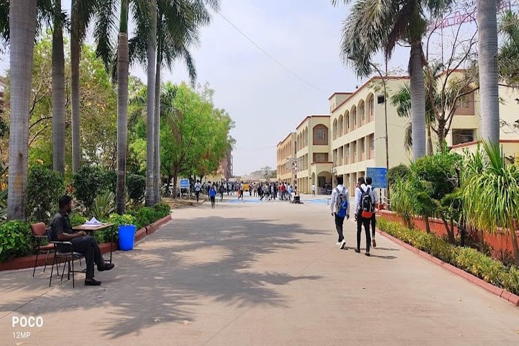 Shri Vaishnav Institute of Technology & Science, Indore