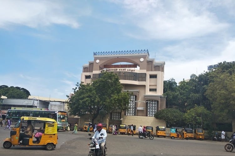 Shrimati Indira Gandhi College, Tiruchirappalli