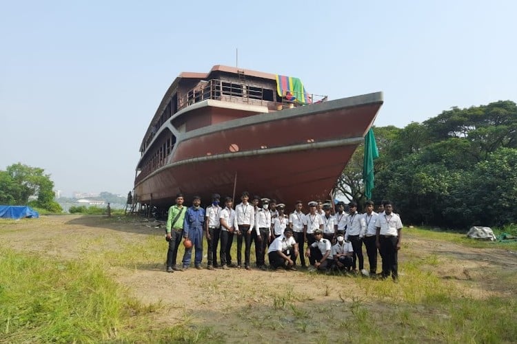 Sir Isaac Newton College of Engineering and Technology, Nagapattinam