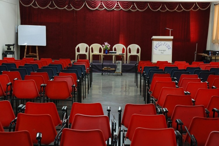 Smt Bakul Tambat Institute of Nursing Education, Pune