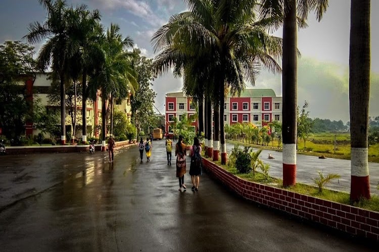 Smt. Devkiba Mohansinhji Chauhan College of Commerce and Science, Silvassa