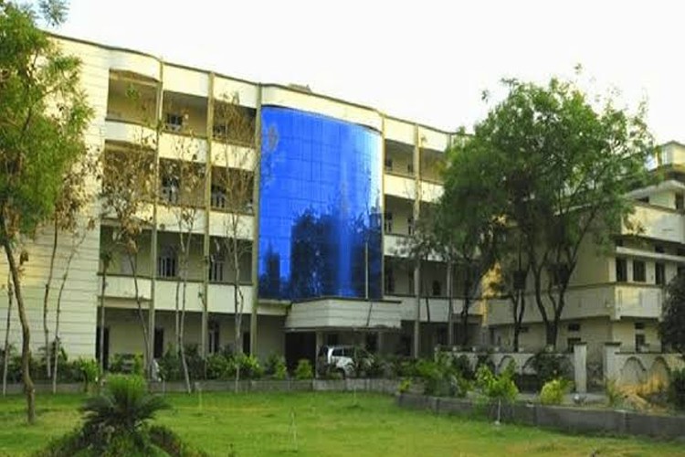 Smt Sarojini Ramulamma Colege of Pharmacy, Mahabubnagar