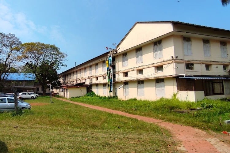 Sree Narayana Mangalam College, Ernakulam