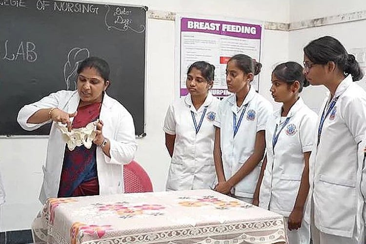 Sri Devaraj Urs College of Nursing, Kolar