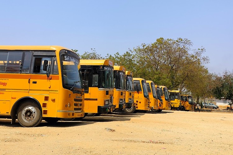 Sri Indu College of Engineering and Technology, Ranga Reddy