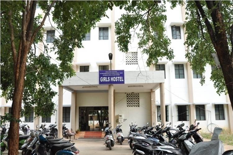 Sri Padmavathi Medical College for Women, Tirupati