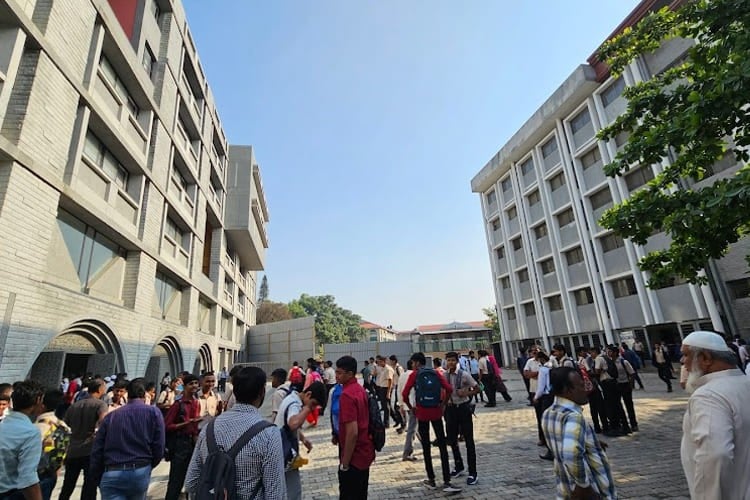 St. Joseph's College of Law, Bangalore