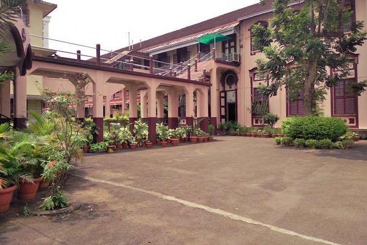 St Teresa's Institute of Education, Mumbai