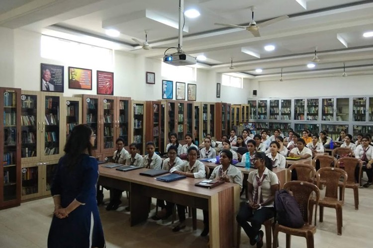 Sunbeam College for Women, Varanasi