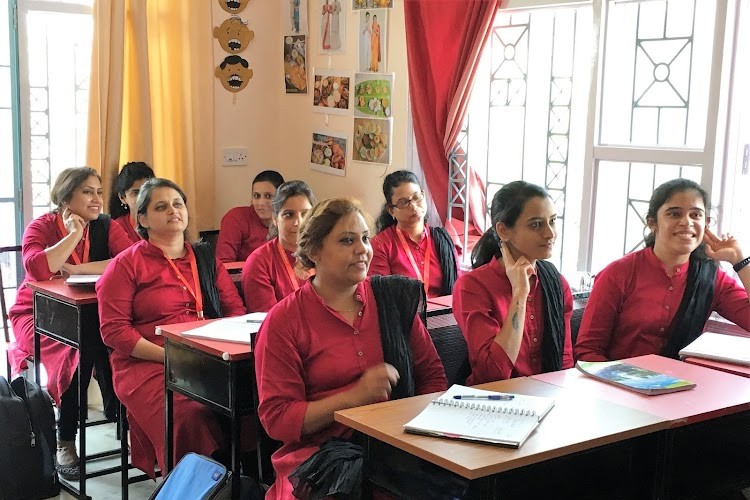 Sunderji Teacher's Training Institute, Pune