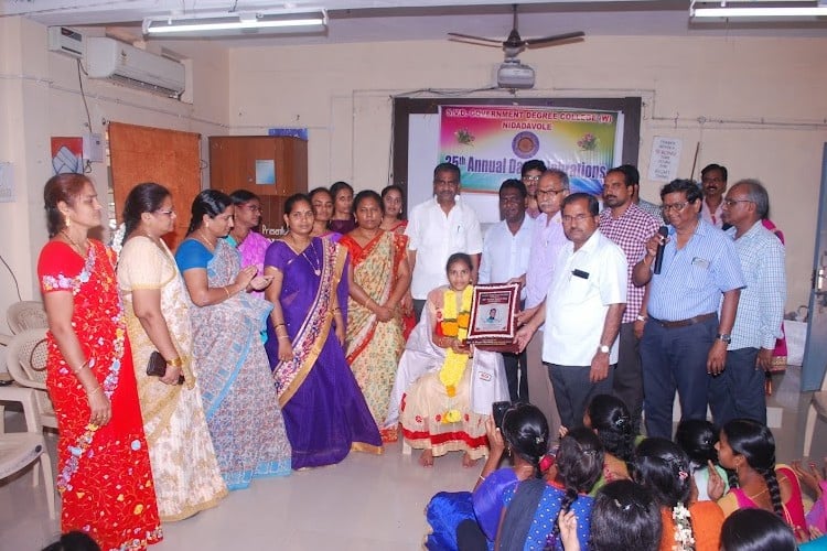 SVD Government Degree College for Women, Nidadavole