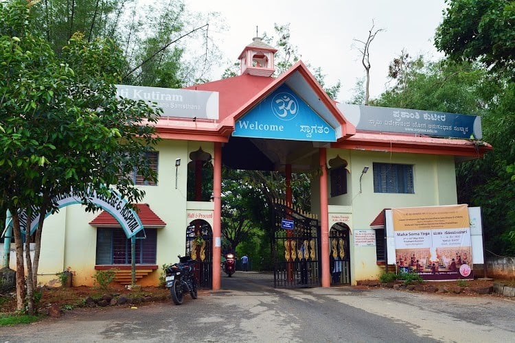 Swami Vivekananda Yoga Anusandhana Samsthana, Bangalore