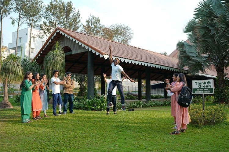 Swami Vivekananda Yoga Anusandhana Samsthana, Bangalore