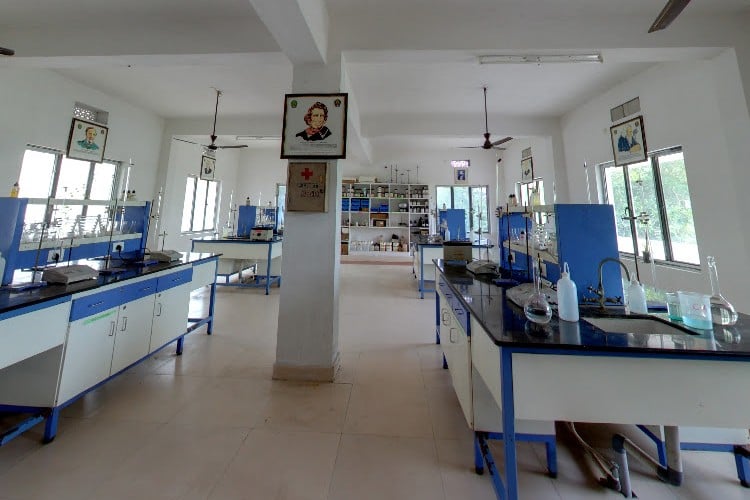 Swarnandhra Institute of Engineering and Technology, West Godavari