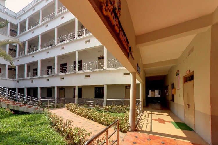 Swarnandhra Institute of Engineering and Technology, West Godavari