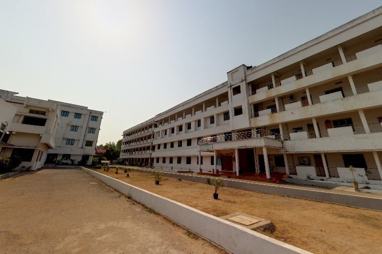 Swarnandhra Institute of Engineering and Technology, West Godavari