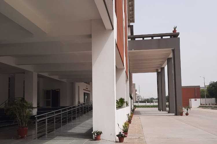 Symbiosis Centre for Management Studies, Noida