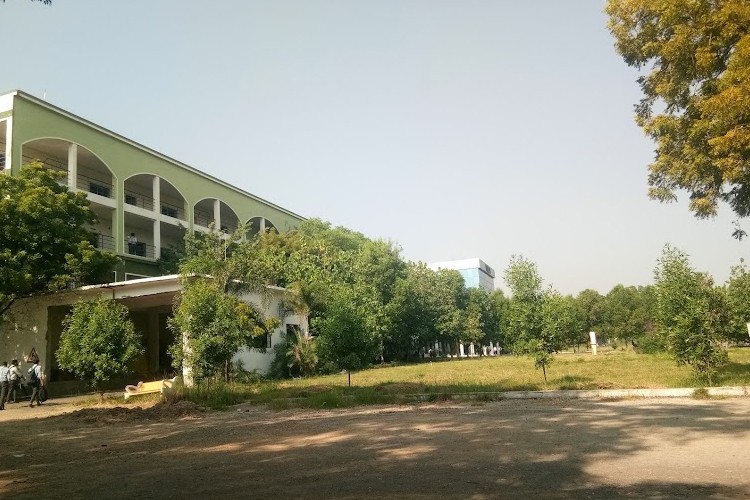 Tadipatri Engineering College, Anantapur