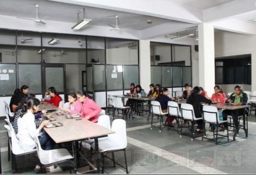 Teerthanker Mahaveer University, Faculty of Education, Moradabad