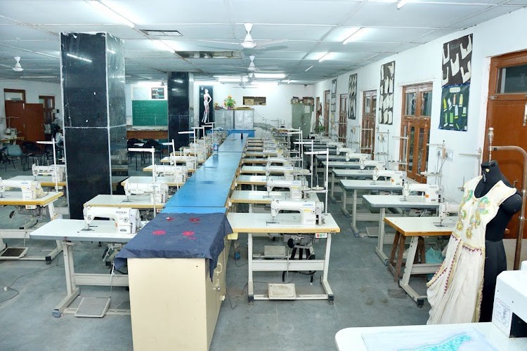 The Technological Institute of Textile and Sciences, Bhiwani