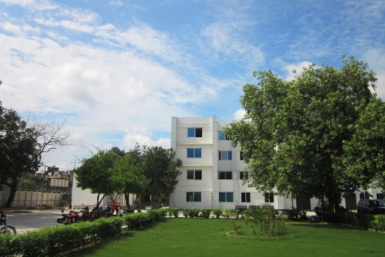 University School of Management & Entrepreneurship, New Delhi