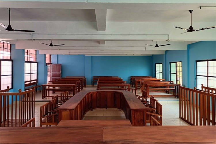 V. R. Krishnan Ezhuthachan Law College, Palakkad