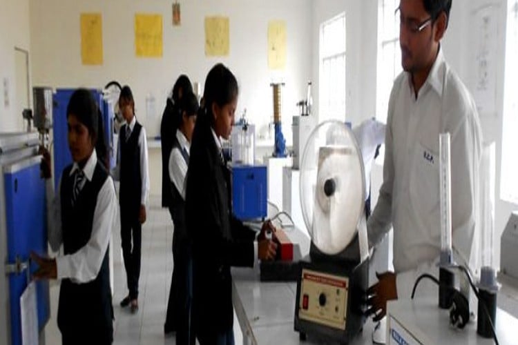 Varanasi College of Pharmacy, Varanasi