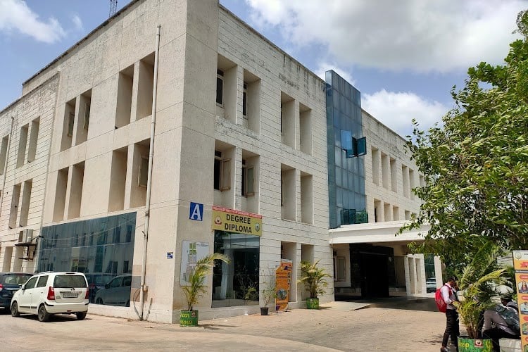 Vidhyadeep University, Surat