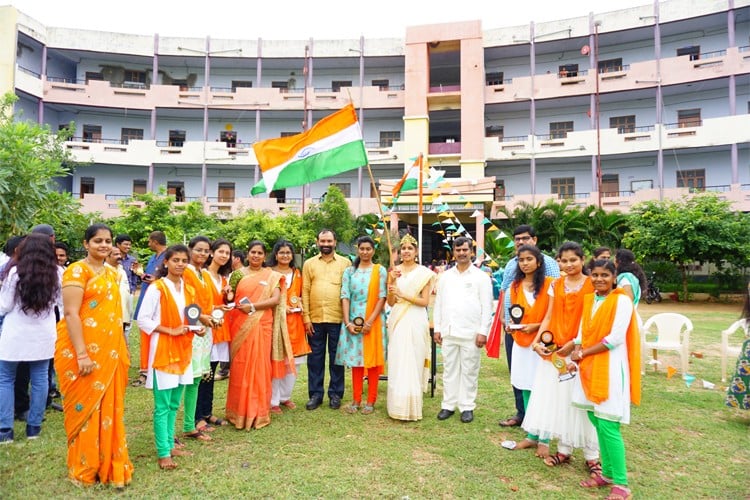 Vikas College of Pharmaceutical Sciences Rayanigudem, Nalgonda