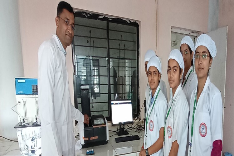 Womens College of Pharmacy Peth Vadgaon, Kolhapur