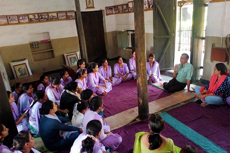 Yashodabai Khare Adhyapika Vidyalaya, Nagpur